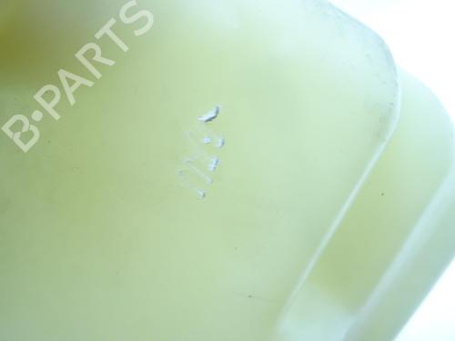 Used Windscreen washer tank Windscreen washer tank FORD MAVERICK (UDS, UNS) 2.7 TD (100 hp) 33532304 33532304