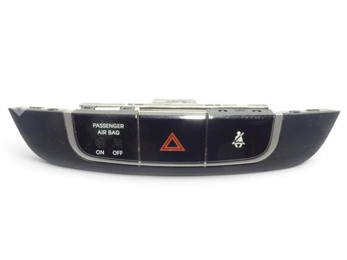 Used Warning switch Warning switch HYUNDAI ix35 (LM, EL, ELH) 2.0 CRDi 4WD (136 hp) 40436586 40436586