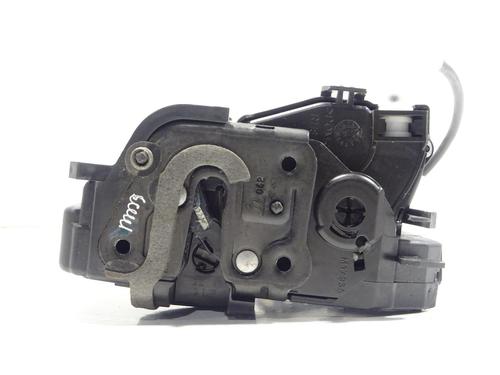 Front right lock CITROËN C4 III (BA_, BB_, BC_) 1.2 Hybrid 136 (BAHPYJ) | BP29484581C97 