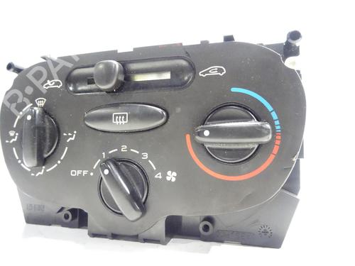 AC-Styringsenhed/Manøvreenhed PEUGEOT 206 Hatchback (2A/C) 1.4 i | BP29484631I5 