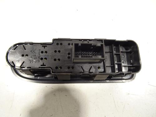 Used Left front window switch Left front window switch PEUGEOT 308 I (4A_, 4C_) 1.6 HDi (92 hp) 30847869 30847869
