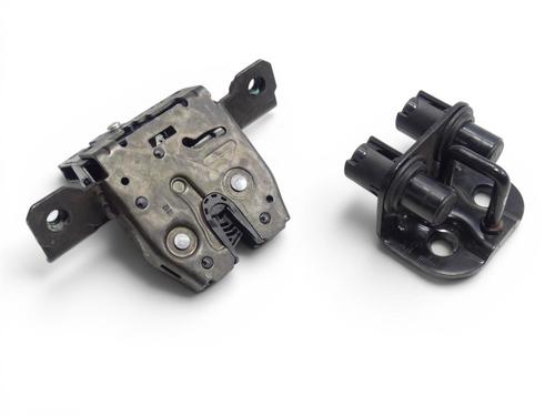 Used Tailgate lock Tailgate lock OPEL ASTRA J GTC 2.0 OPC Turbo (08) (280 hp) 35977455 35977455