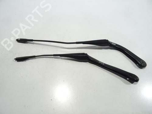front-wipers-mechanism-bmw-3-convertible-e93-330-d-61619449924-2006-2007-2008-2009-2010-2011-2012-2013-21571164 main image