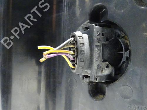 Right taillight LAND ROVER RANGE ROVER III (L322) 4.4 D 4x4 | BP28325576C35 