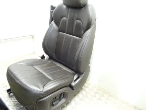 Left front seat LAND ROVER RANGE ROVER SPORT II (L494) 4.4 SDV8 4x4 | BP29428545C15 