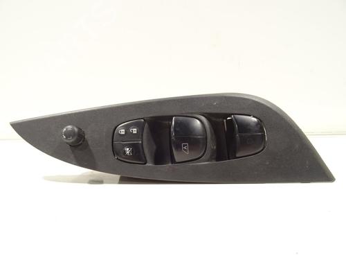 Used Left front window switch Left front window switch NISSAN PULSAR Hatchback (C13) 1.2 DIG-T (115 hp) 27716485 27716485