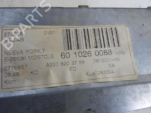 Radio MERCEDES-BENZ S-CLASS (W220, V220) S 320 (220.065, 220.165) | BP21971075E6 