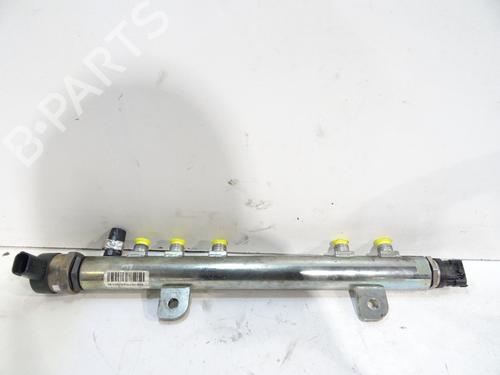 Used Injection rail OPEL CORSA D (S07) 1.3 CDTI (L08, L68) (90 hp) 31970858