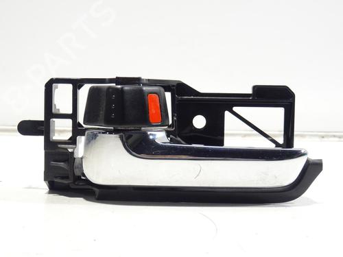 Venstre fortil invendig håndtag SUZUKI IGNIS III (MF, FF) 1.2 Hybrid AllGrip (ATK412) (90 hp) 33213072