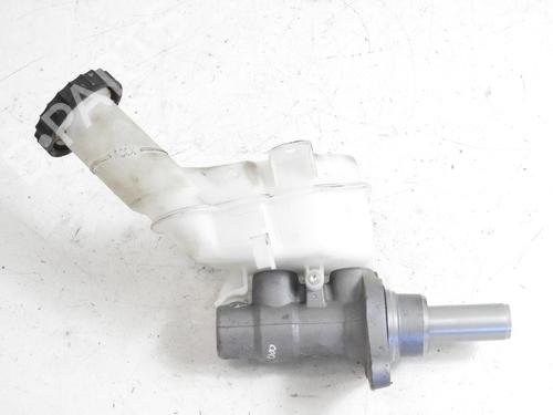 Used Brake master cylinder Brake master cylinder MITSUBISHI OUTLANDER III (GG_W, GF_W, ZJ, ZL, ZK) Plug-in Hybrid (GG2W) (200 hp) 21971189 21971189