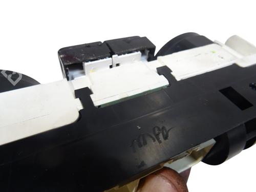 Used Climate control Climate control VW POLO V (6R1, 6C1) 1.2 (70 hp) 35888224 35888224