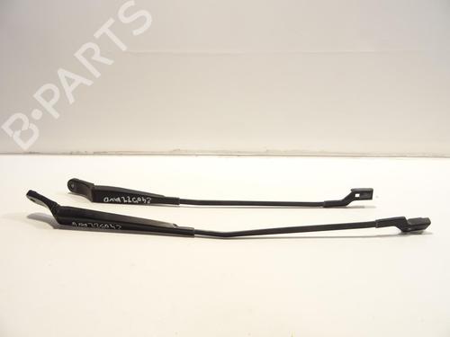 Used Front windshield wiper arm PEUGEOT 3008 I MPV (0U_) 1.6 HDi (109 hp) 27588433