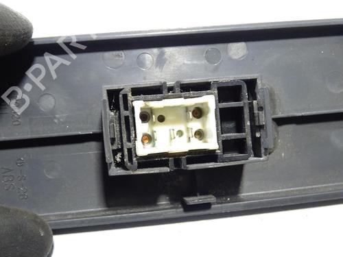 Used Right front window switch Right front window switch TOYOTA LAND CRUISER 80 (_J8_) 4.2 TD (HDJ80) (160 hp) 32776483 32776483