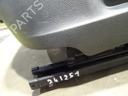 Left front seat VW TIGUAN (5N_) 2.0 TDI 4motion | BP33429070C15 - Image 7