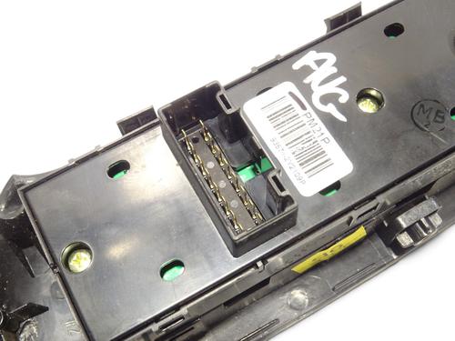 Left front window switch HYUNDAI ix35 (LM, EL, ELH) 1.7 CRDi | BP40123930I27 - Image 6