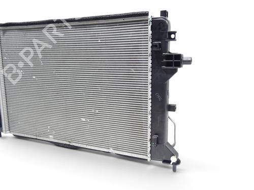 Used Water radiator Water radiator 38745525 38745525