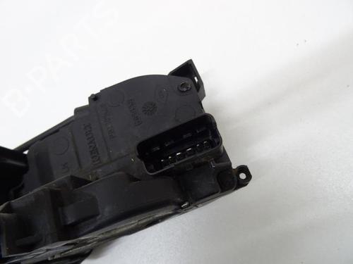 Used Rear left lock Rear left lock 20056601 20056601