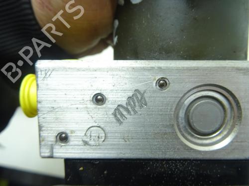 Used ABS pump ABS pump PEUGEOT 206 Hatchback (2A/C) 1.4 HDi eco 70 (68 hp) 33804033 33804033