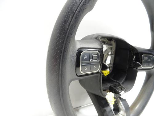Used Steering wheel Steering wheel CITROËN C3 III (SX) 1.2 VTi 82 (82 hp) 21972975 21972975
