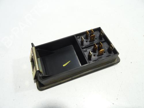 Used Left front window switch Left front window switch AUDI A6 C4 (4A2) 2.5 TDI (140 hp) 24951968 24951968