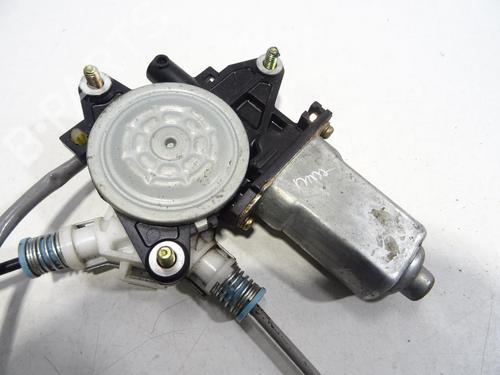 Used Front right window mechanism Front right window mechanism SUZUKI GRAND VITARA I (FT, HT) 2.7 4x4 (JA627, SQ627W2) (173 hp) 30106778 30106778
