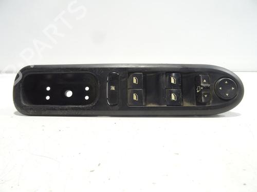 Used Left front window switch PEUGEOT 407 SW (6E_, 6D_) 2.0 HDi 135 (136 hp) 26001455