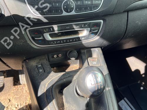 Left tailgate light RENAULT SCÉNIC III (JZ0/1_) 1.5 dCi | BP36521940C79  - Image 12