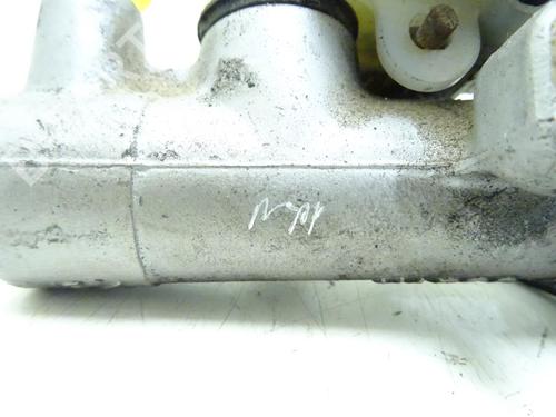 Used Brake master cylinder Brake master cylinder MITSUBISHI PAJERO II (V3_W, V2_W, V4_W, V5_W) 2.8 TD (V46W, V26W) (125 hp) 29590716 29590716