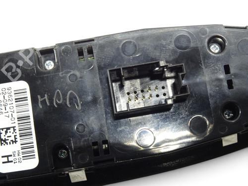 Used Left front window switch Left front window switch BMW 3 (F30, F80) 318 i (136 hp) 40158913 40158913