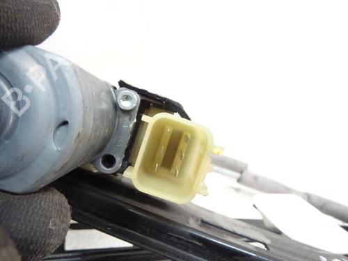 Used Front right window mechanism Front right window mechanism FORD B-MAX (JK) 1.0 EcoBoost (125 hp) 20064419 20064419