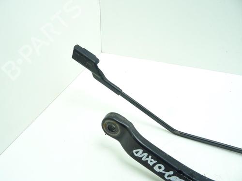 Front windshield wiper arm FIAT 500X (334_) 1.6 D Multijet (334AXA1B, 334AXA11) | BP30002631C143 