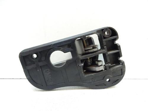 Rear left interior door handle KIA CARENS III MPV (UN) 2.0 CRDi 140 | BP20042120I15 