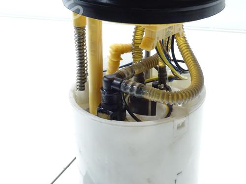 Used Fuel pump Fuel pump 30636872 30636872