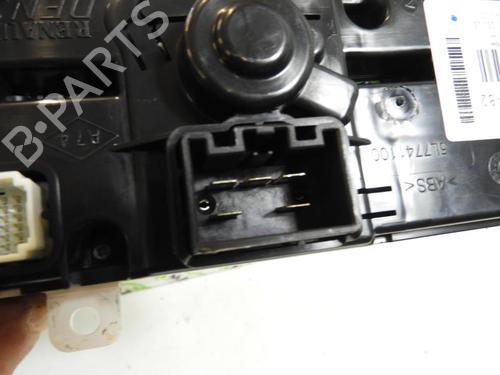 Used Climate control Climate control RENAULT MASTER III Platform/Chassis (EV, HV, UV) 2.3 dCi 125 RWD (HV0C, HV0D, UV0C, UV0D, UV0H, UV0J,... (125 hp) 20072148 20072148