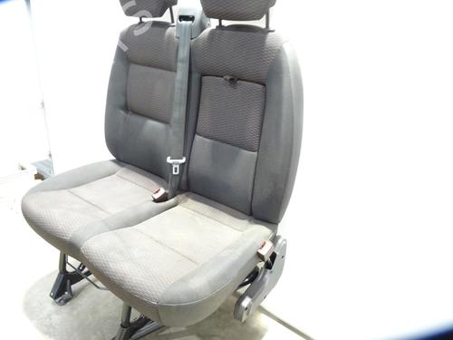 Right front seat PEUGEOT BOXER Van 2.2 BlueHDi 140 | BP29304733C16 - Image 2