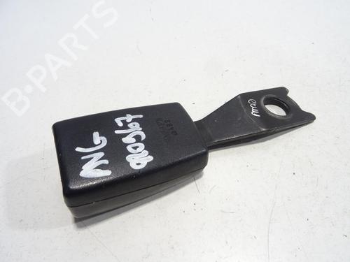 Seat buckle SUZUKI GRAND VITARA I (FT, HT) 2.7 4x4 (JA627, SQ627W2) | BP30106768I32 