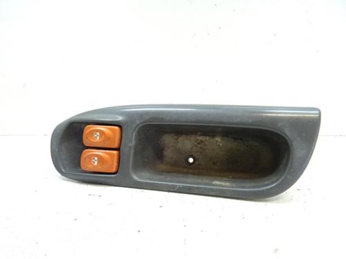 Used Left front window switch Left front window switch RENAULT SCÉNIC I MPV (JA0/1_, FA0_) [1999-2010] 20039545 20039545