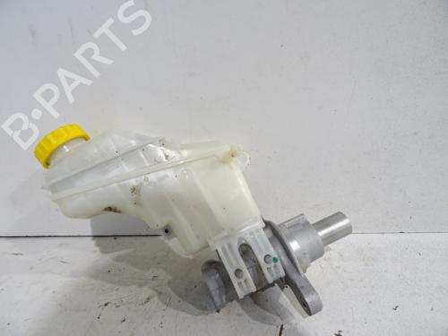 Used Brake master cylinder ALFA ROMEO MITO (955_) 1.3 MultiJet (955AXP1A, 955AYC1A) (95 hp) 32104313