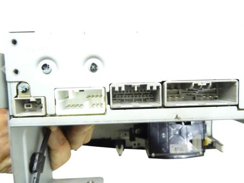 Used Radio Radio 38052610 38052610