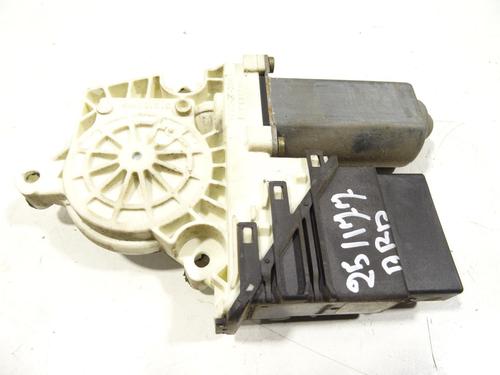 Used Right rear window motor VW GOLF IV (1J1) 1.9 SDI (68 hp) 30847881
