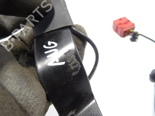 Seat buckle VW FOX Hatchback (5Z1, 5Z3, 5Z4) 1.2 | BP28172298I32 