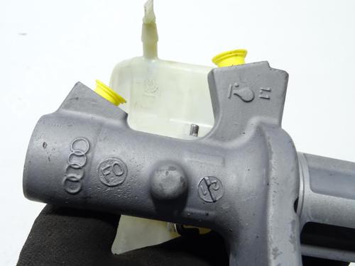 Brake master cylinder AUDI Q5 (8RB) 2.0 TDI quattro | BP30155871M77