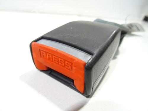 Engache cinturón Engache cinturón PEUGEOT 309 II (3C, 3A) 1.1 (60 hp) 26213324 26213324