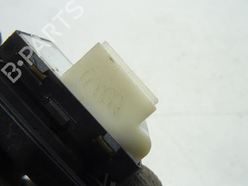 Used Switch Switch SKODA ROOMSTER (5J7) 1.4 TDI (80 hp) 25031107 25031107