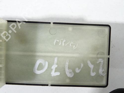 left-front-window-switch-suzuki-sx4-ey-gy-2006-28420058 main image