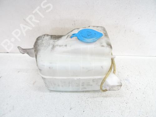 Used Windscreen washer tank SUZUKI GRAND VITARA I (FT, HT) [1998-2008]  21273123