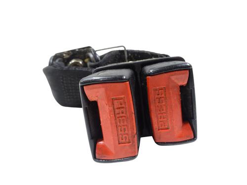 Used Seat buckle Seat buckle RENAULT MEGANE I (BA0/1_) 1.4 16V (BA0D, BA1H, BA0W, BA10) (95 hp) 34413445 34413445