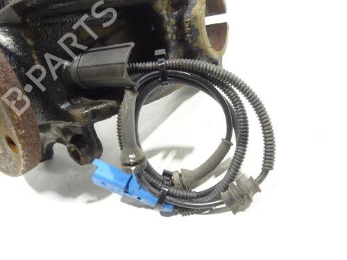 Used Right front steering knuckle Right front steering knuckle CITROËN C4 CACTUS 1.2 VTi 82 (82 hp) 23788389 23788389