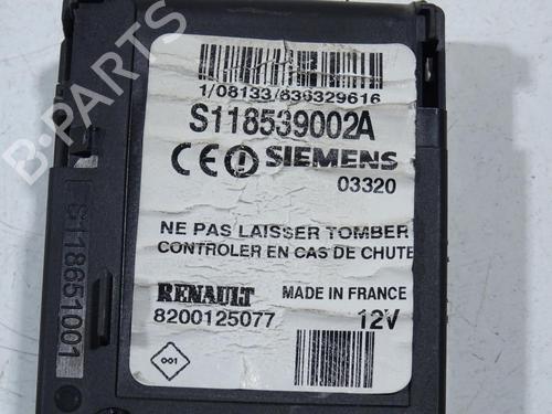 Lecteur Carte RENAULT SCÉNIC II (JM0/1_) 1.6 (JM0C, JM0J, JM1B) | BP21096182E4