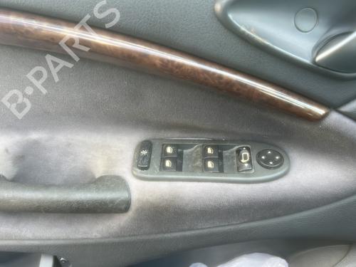 Fuse box CITROËN C5 I (DC_) 2.0 HDi (DCRHZB, DCRHZE) | BP31074406E1